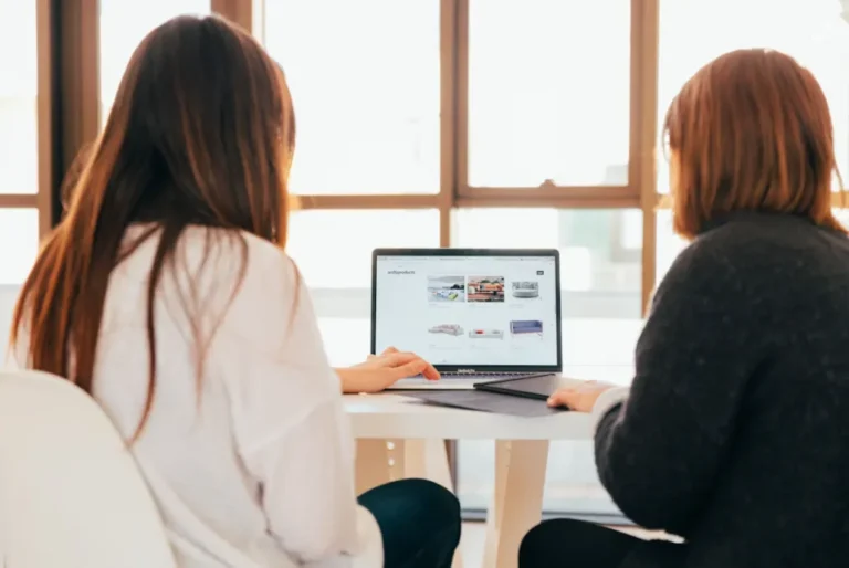 SaaS homepage checklist Kobu Agency Unsplash
